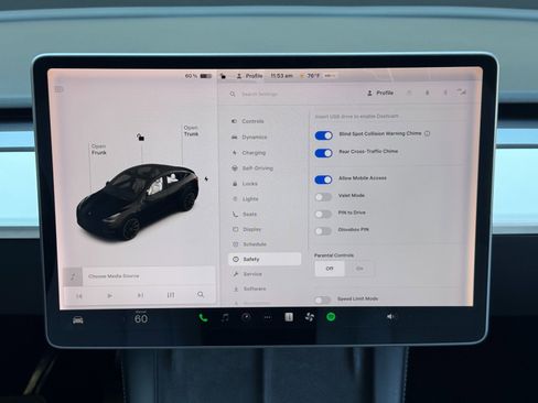 Used 2021 Tesla Model Y Long Range image 30