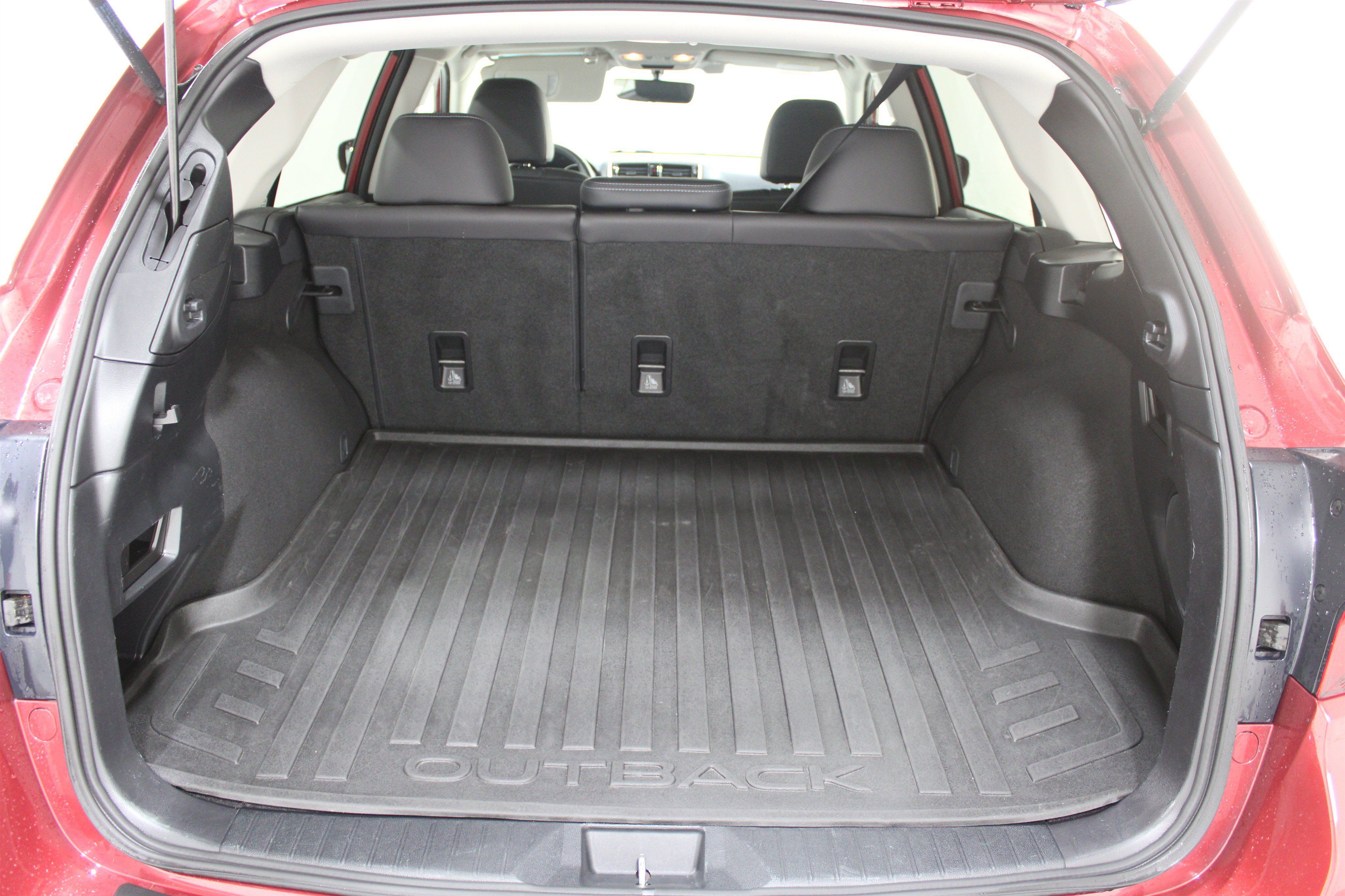 Used 2018 Subaru Outback 2.5i Limited AWD/4WD image 31