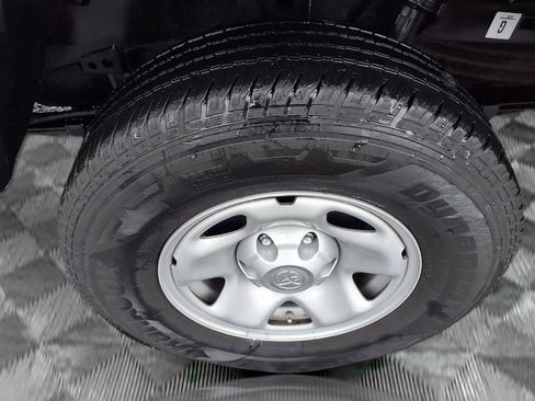 Used 2020 Toyota Tacoma SR image 20