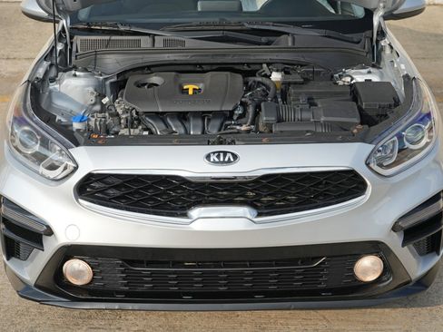 Used 2021 Kia Forte LXS FWD image 7