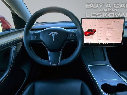 Used 2023 Tesla Model Y Long Range AWD/4WD image 5