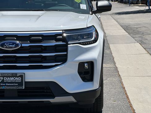 New 2026 Ford Explorer Active w/ Active Comfort Package RWD image 13