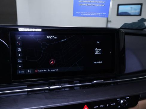 Used 2024 Kia Carnival EX image 29