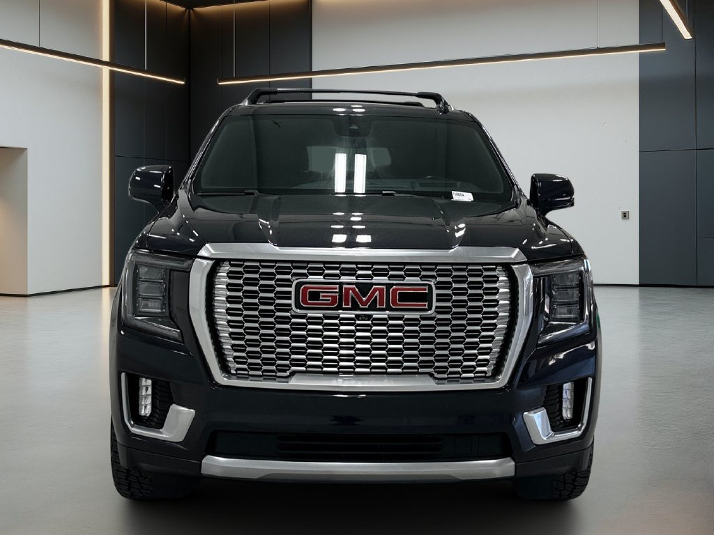 Used 2023 GMC Yukon XL Denali w/ Denali Reserve Package AWD/4WD image 9