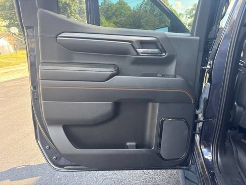 Used 2023 GMC Sierra 1500 AT4 w/ AT4 Premium Package AWD/4WD image 19