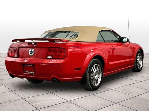 Used 2005 Ford Mustang GT Premium RWD image 11