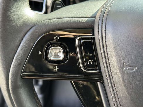 Used 2024 Lincoln Aviator AWD w/ Premium Package image 14