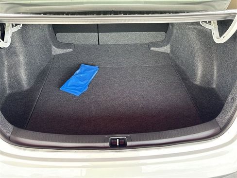 Used 2025 Toyota Corolla LE image 25