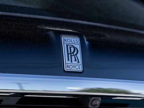 Used 2025 Rolls-Royce Cullinan image 15