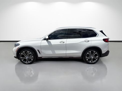 Used 2023 BMW X5 xDrive40i w/ Premium Package AWD/4WD image 6