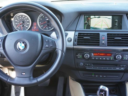 Used 2014 BMW X6 M image 28