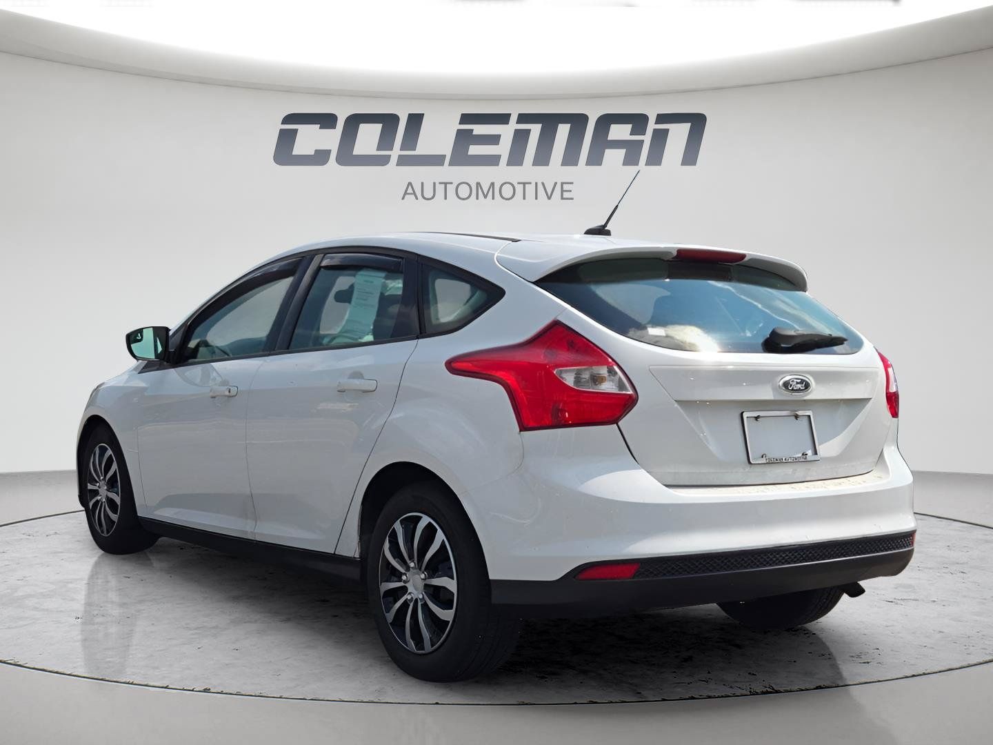 Used 2012 Ford Focus SE FWD image 11