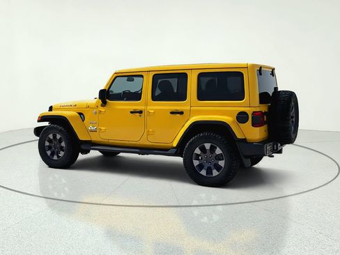 Used 2019 Jeep Wrangler Unlimited Sahara w/ Uconnect 4C Nav & Sound Group AWD/4WD image 5