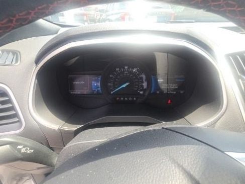 Used 2021 Ford Edge ST-Line AWD/4WD image 7