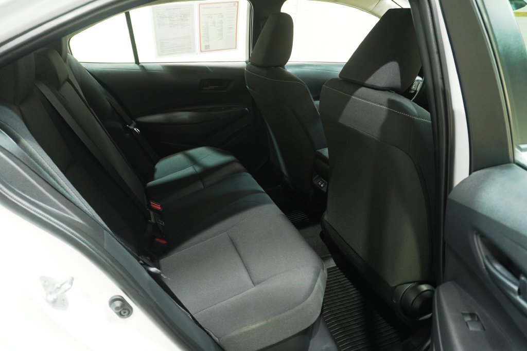 Used 2026 Toyota Corolla LE AWD/4WD image 15