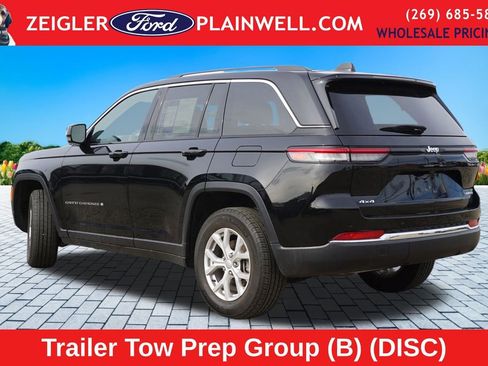 Used 2023 Jeep Grand Cherokee Limited w/ Trailer Tow Prep Group (B) image 3