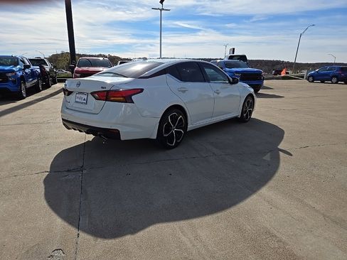 Used 2024 Nissan Altima 2.5 SR image 5