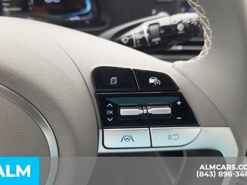Certified 2025 Hyundai Elantra Sport FWD image 24