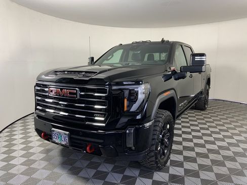 Used 2024 GMC Sierra 2500 AT4 w/ AT4 Premium Plus Package image 5