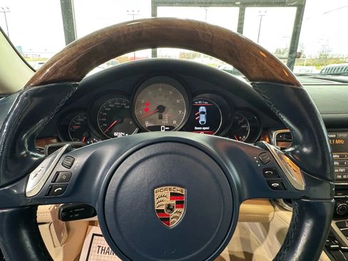 Used 2010 Porsche Panamera S image 13