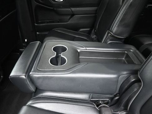 Used 2023 Honda Pilot EX-L image 38