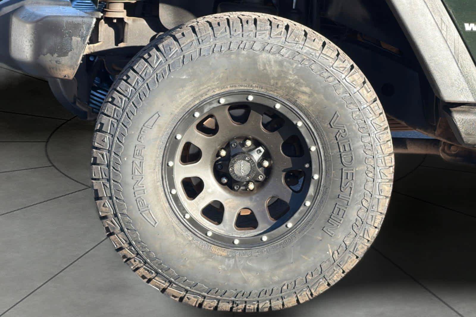 Used 2011 Jeep Wrangler Sport AWD/4WD image 11