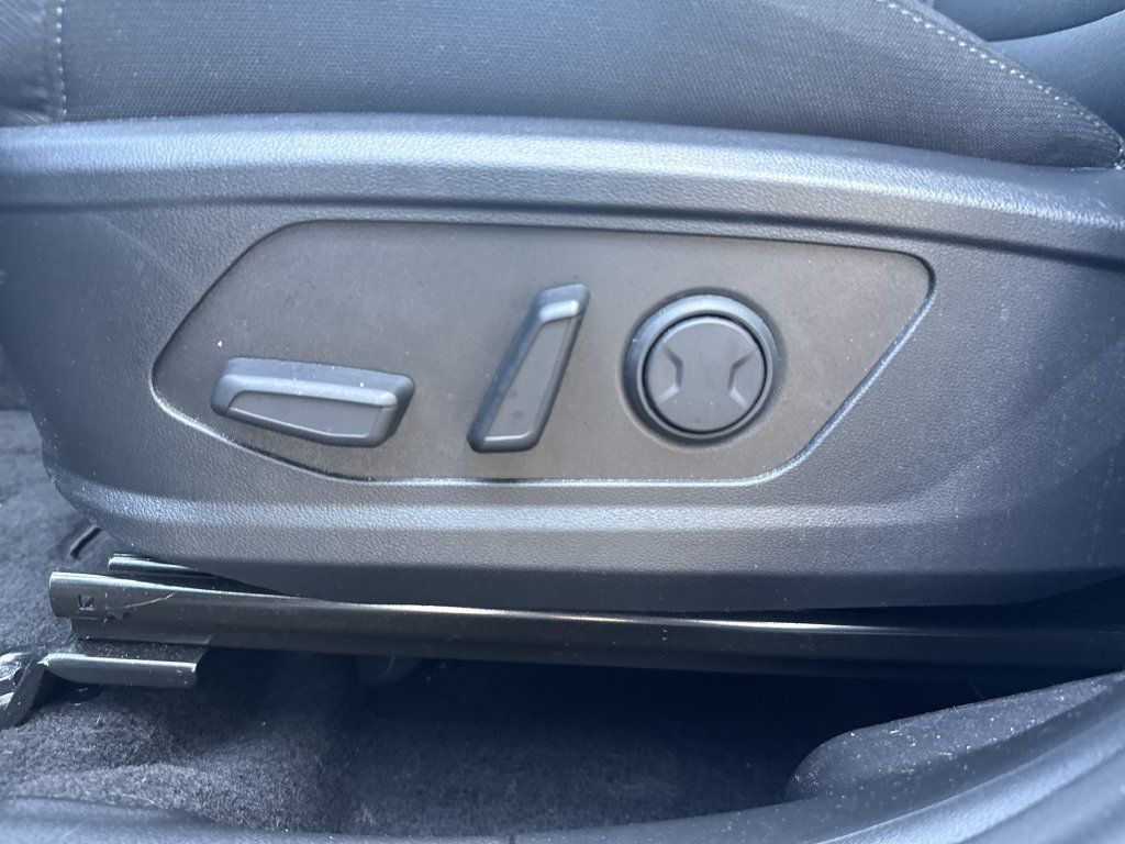 Certified 2025 Hyundai Tucson SEL FWD image 12