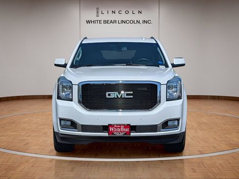 Used 2015 GMC Yukon SLE w/ Convenience Package AWD/4WD image 2