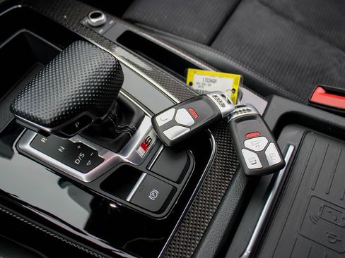 Used 2021 Audi SQ5 Premium Plus w/ Premium Plus Package image 42