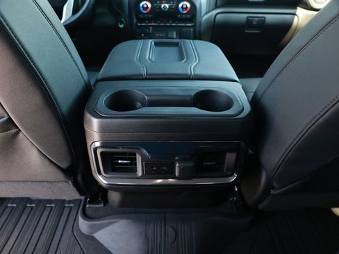 Used 2022 GMC Sierra 1500 SLT w/ SLT Premium Package AWD/4WD image 37