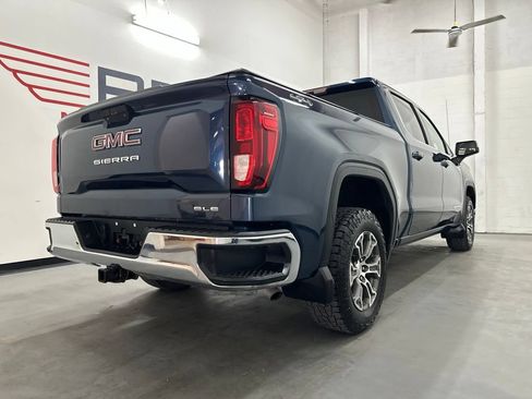 Used 2019 GMC Sierra 1500 SLE w/ SLE Value Package AWD/4WD image 9