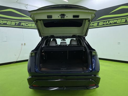 Used 2023 Nissan Ariya FWD image 9