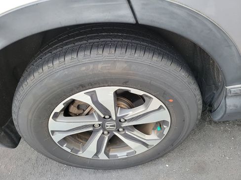 Used 2019 Honda CR-V LX image 11