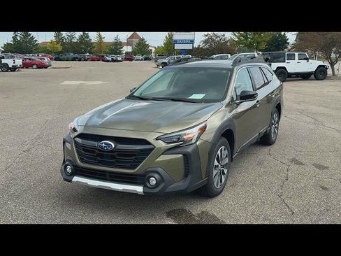 Used 2025 Subaru Outback Limited AWD/4WD image 31