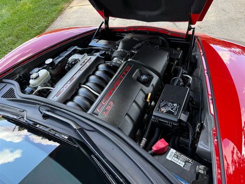 Used 2009 Chevrolet Corvette Coupe w/ Preferred Equipment Group RWD image 65
