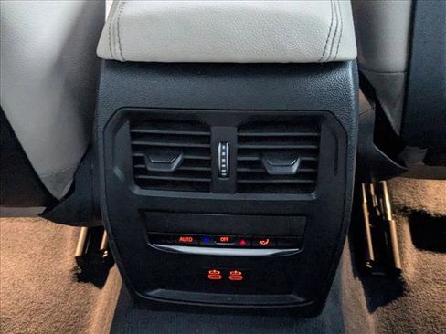 Used 2023 BMW 430i Convertible w/ M Sport Package image 15