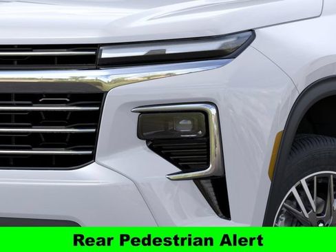 New 2026 Chevrolet Traverse LT w/ Driver Confidence Package FWD image 11