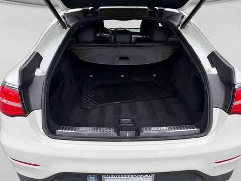 Used 2019 Mercedes-Benz GLC 300 4MATIC Coupe image 8