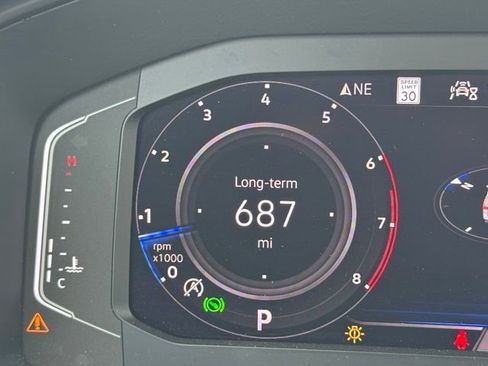 Used 2023 Volkswagen Atlas SEL Premium AWD/4WD image 36