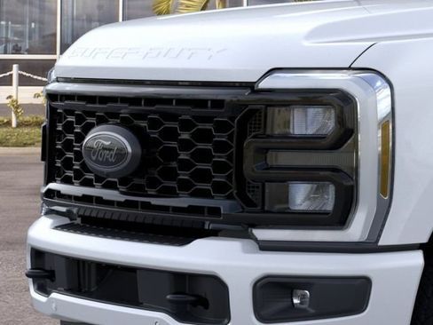 New 2026 Ford F250 Lariat w/ Black Appearance Package AWD/4WD image 45