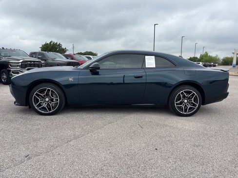 Used 2026 Dodge Charger Scat Pack AWD/4WD image 2