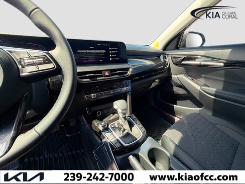 New 2026 Kia Seltos S image 24