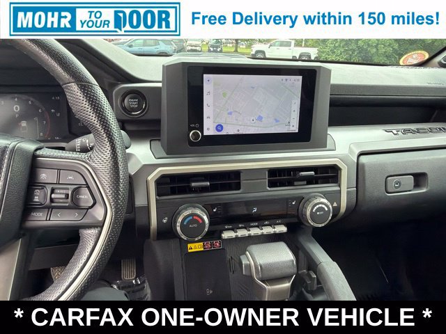 Used 2024 Toyota Tacoma SR5 AWD/4WD image 23