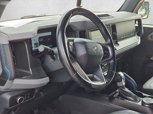 Used 2022 Ford Bronco Black Diamond AWD/4WD image 9