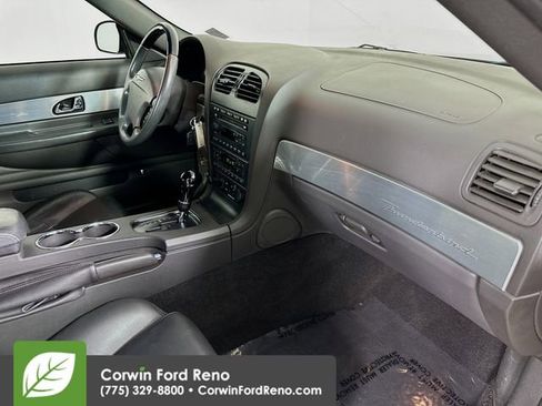 Used 2002 Ford Thunderbird image 25