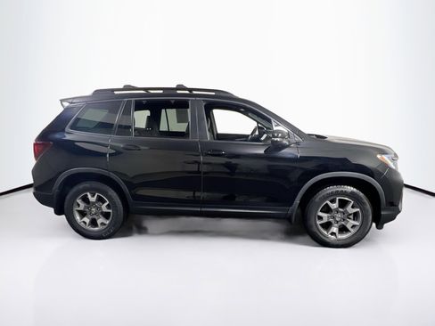 Used 2022 Honda Passport TrailSport image 4
