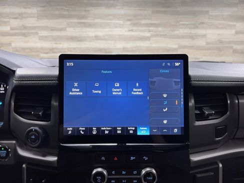 Used 2023 Ford Expedition XLT image 25