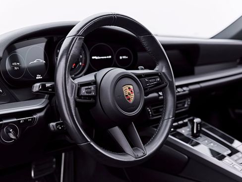Used 2020 Porsche 911 Carrera 4S AWD/4WD image 43