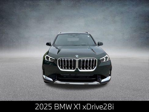 Used 2025 BMW X1 xDrive28i w/ Convenience Package AWD/4WD image 3