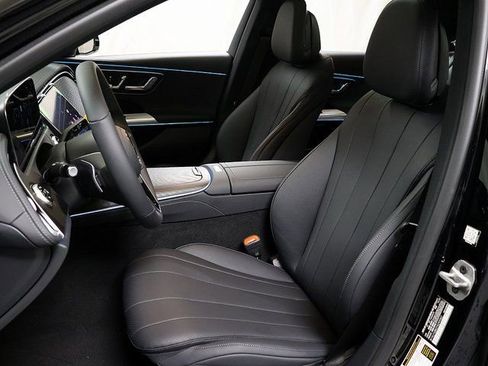 New 2026 Mercedes-Benz E 450 4MATIC Sedan image 10